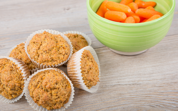 Osterfreude ohne Zucker: Köstliche Karotten-Muffins für Groß und Klein!