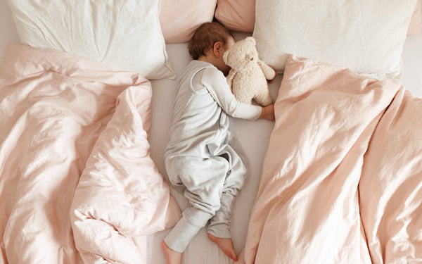 Babyschlaf sicher und komfortabel: Warum dein Baby im Schlafsack schläft